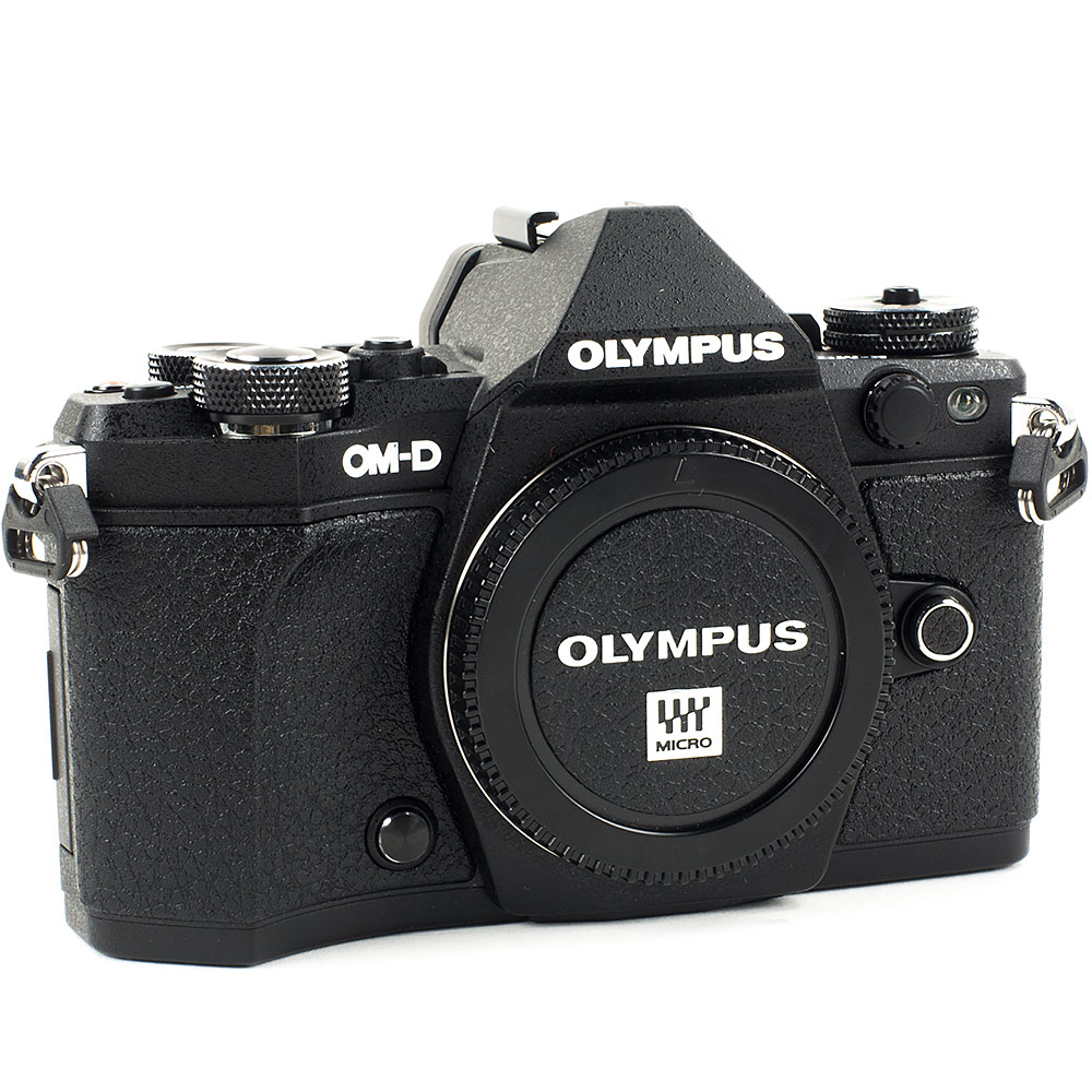 Olympus OM-D E-M5 II Camera, 9-18mm Lens, Zoom Gear & PT-EP13 Underwater  Housing