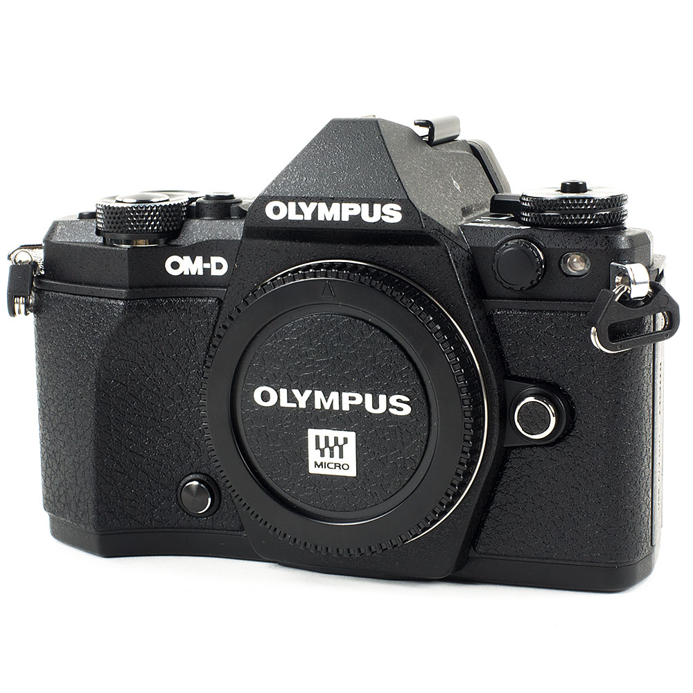 Olympus OM-D E-M5 II Camera, 14-42mm Lens, Zoom Gear & PT-EP13 